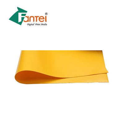 Stof 1000X1000 20X20 van het Sunproof de pvc Met een laag bedekte Geteerde zeildoek voor Vrachtwagendekking
