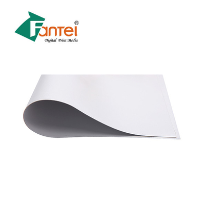 De hoge Glanzende Flex pvc-van de de Scheurweerstand CMYK van Bannerbroodjes Volledige Kleurendruk